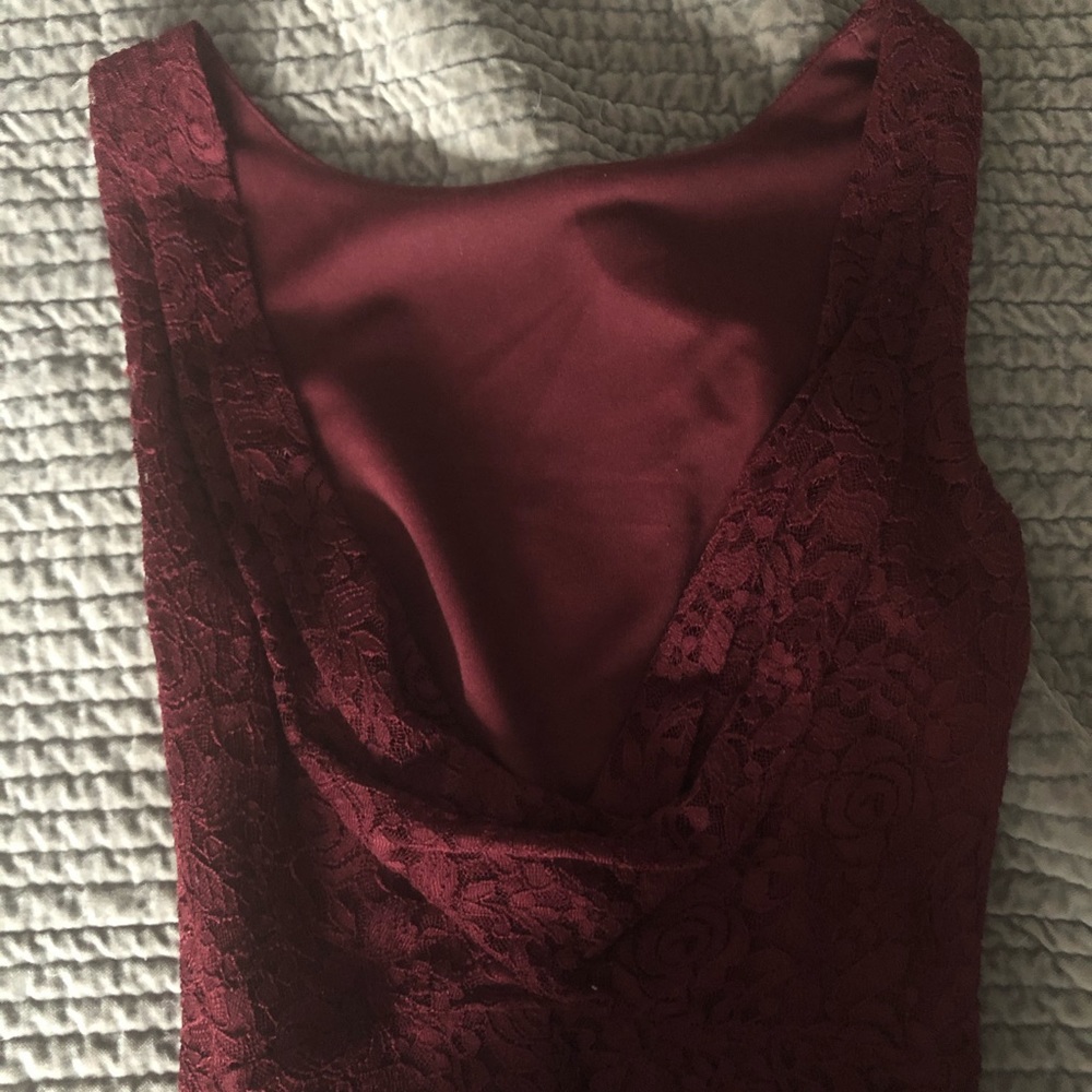 Women’s XS Lulu’s lace maxi formal dress